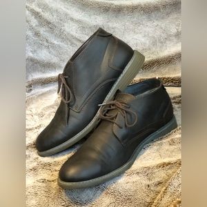 Men's Brown Chukkas Boot Size 12